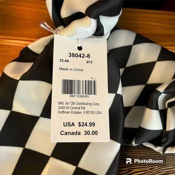 2/$30 NEW Black & White Checkerboard Square Scarf - Picture 4 of 5